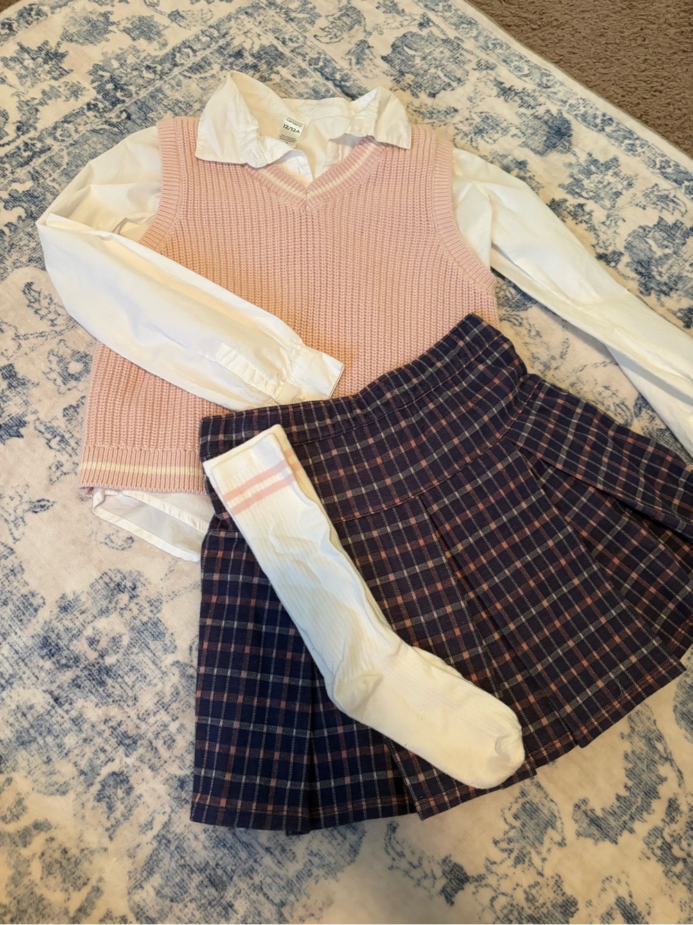 Carters girls outfit like new size 12